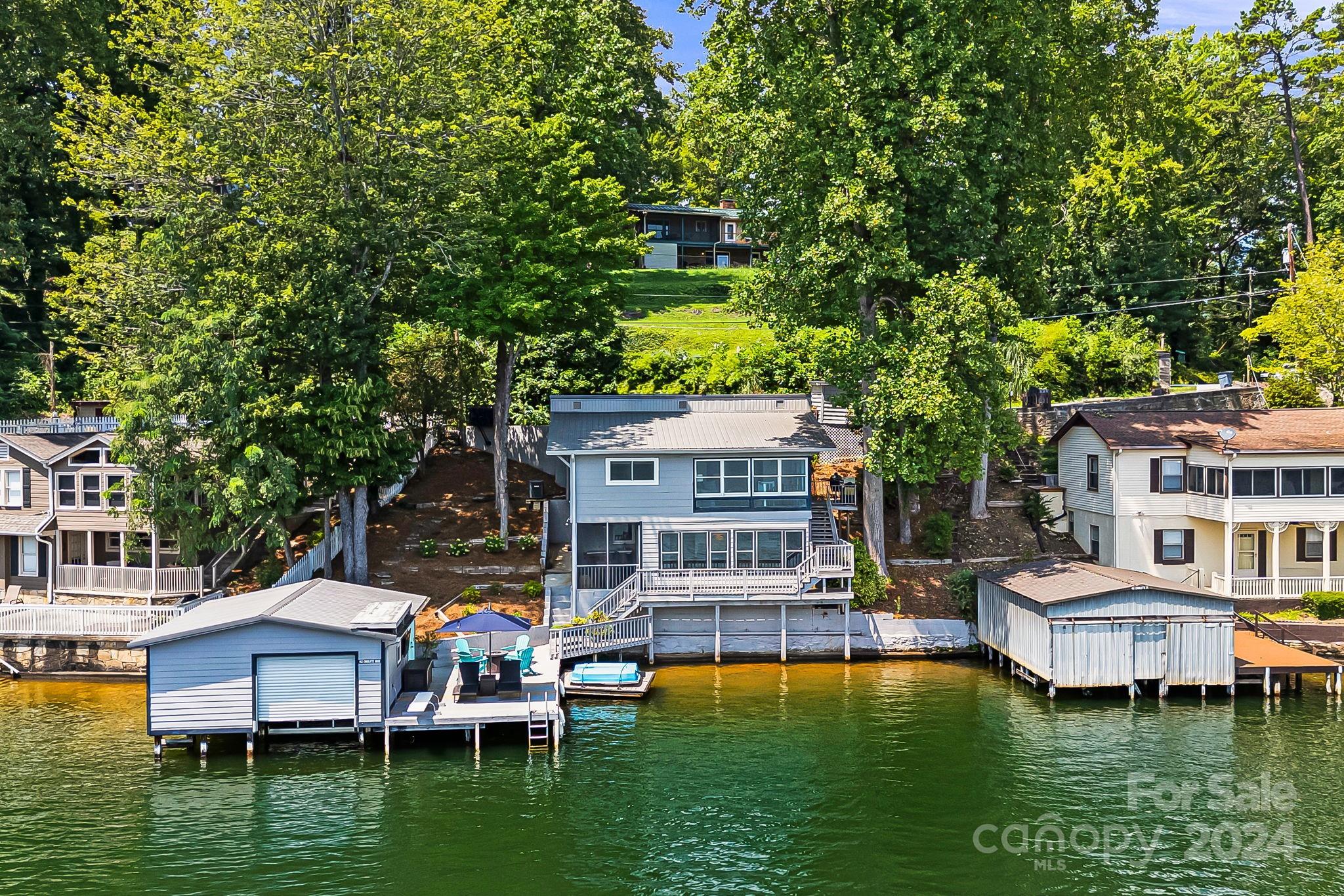 462 Charlotte Drive