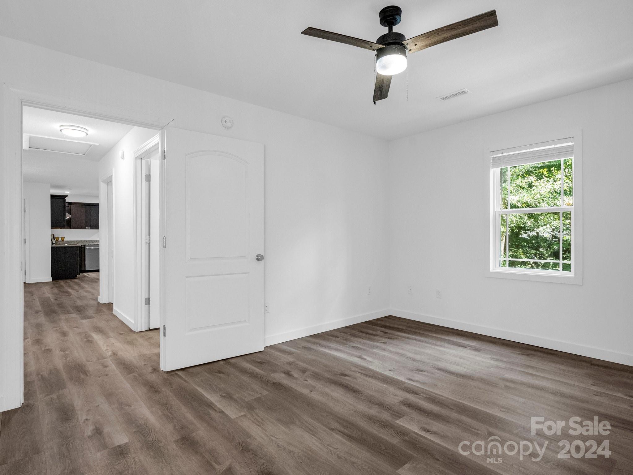 125 Woodland Circle