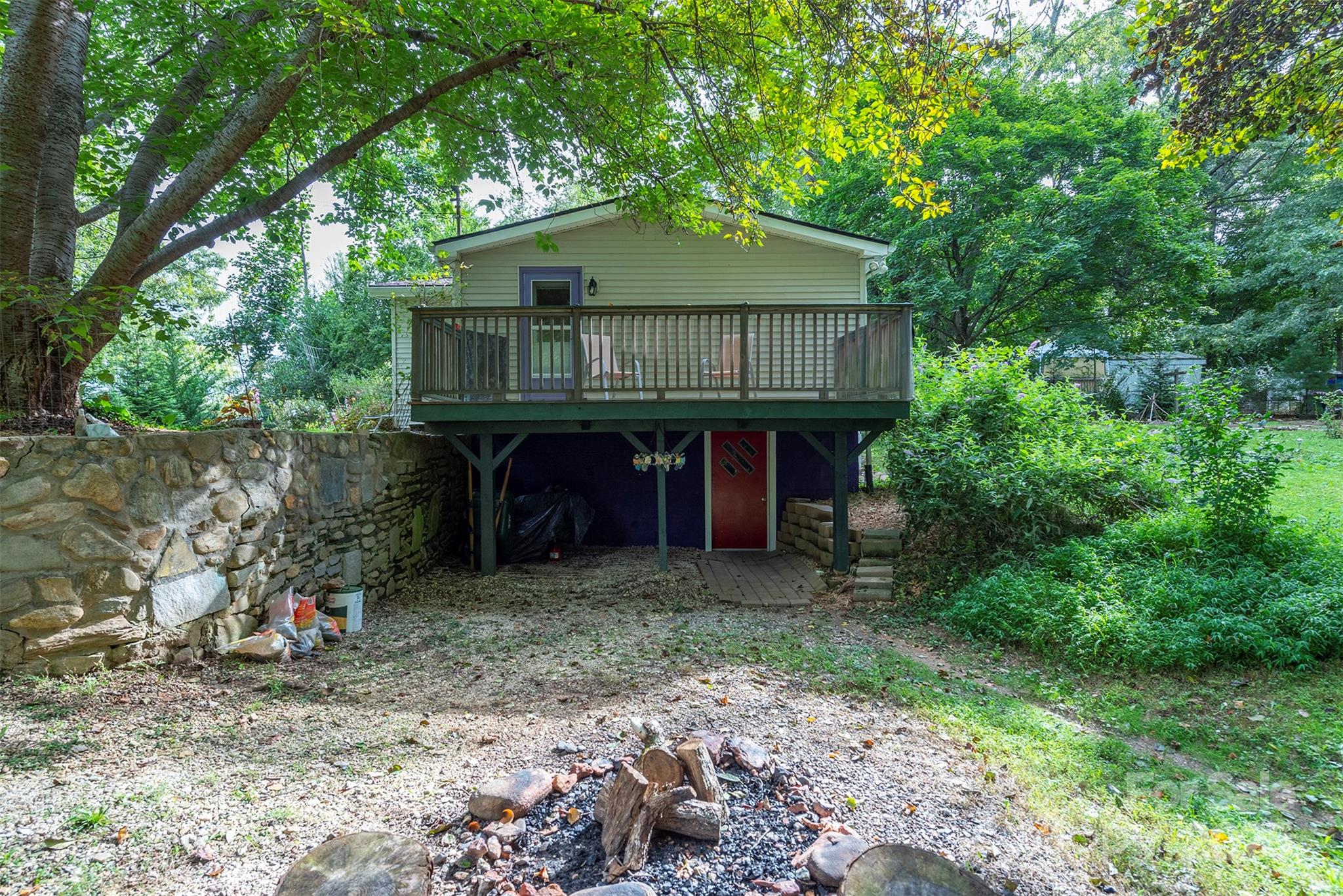 25 Glenview Place