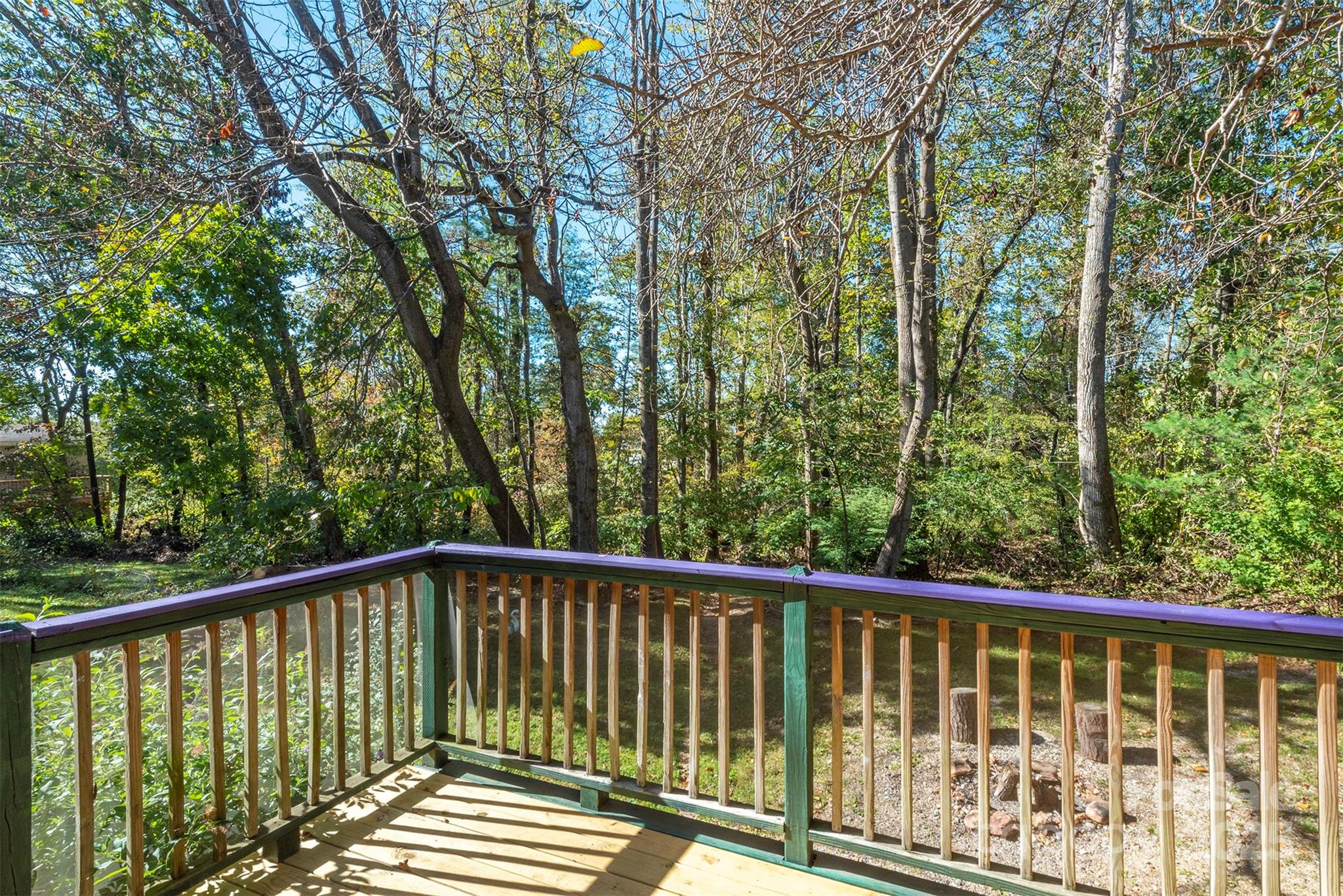 25 Glenview Place