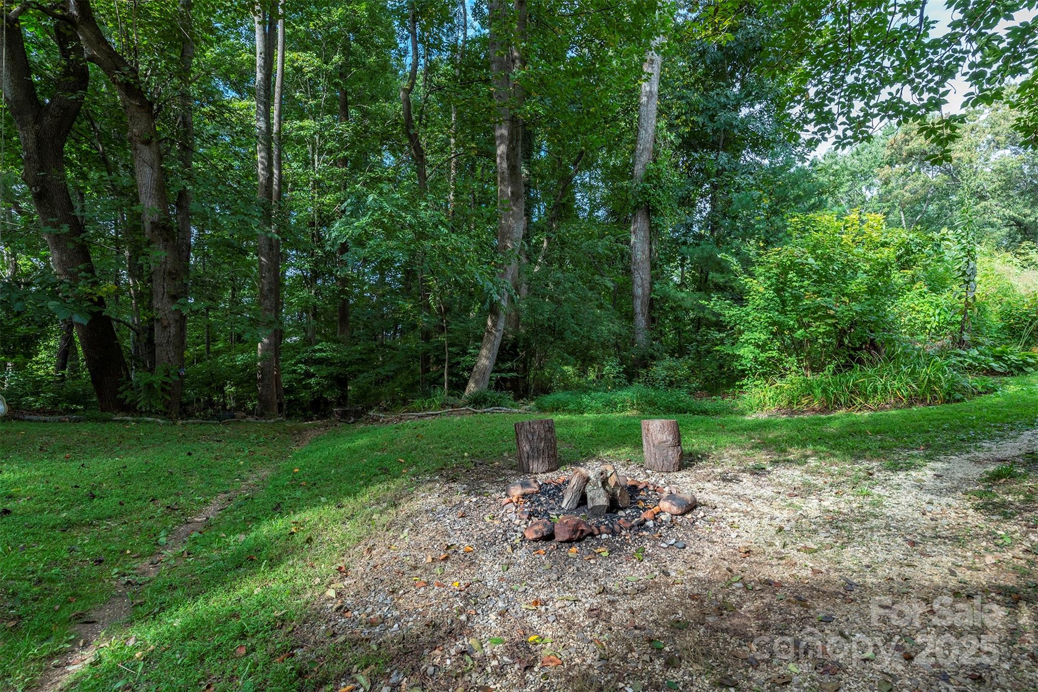 25 Glenview Place