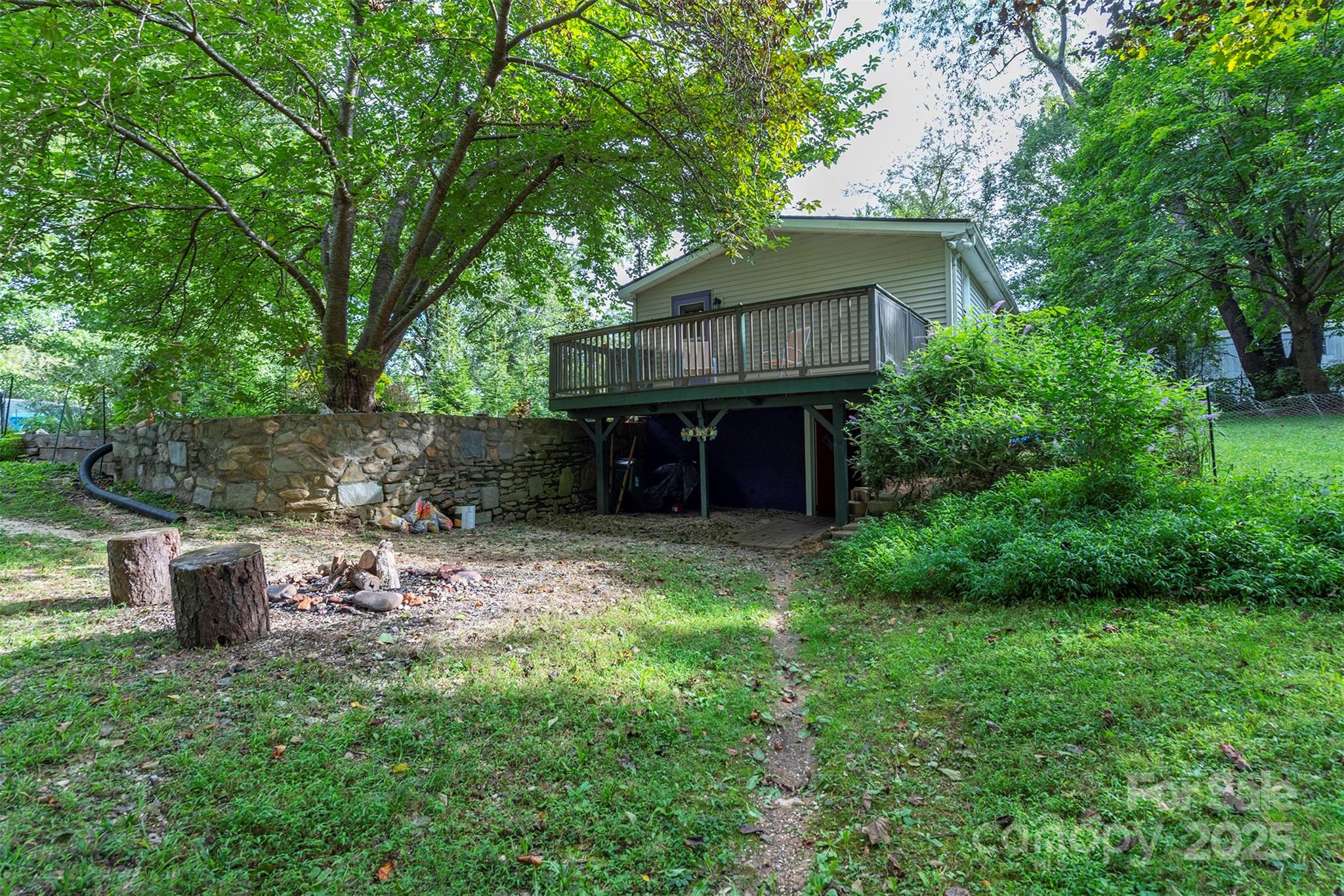 25 Glenview Place