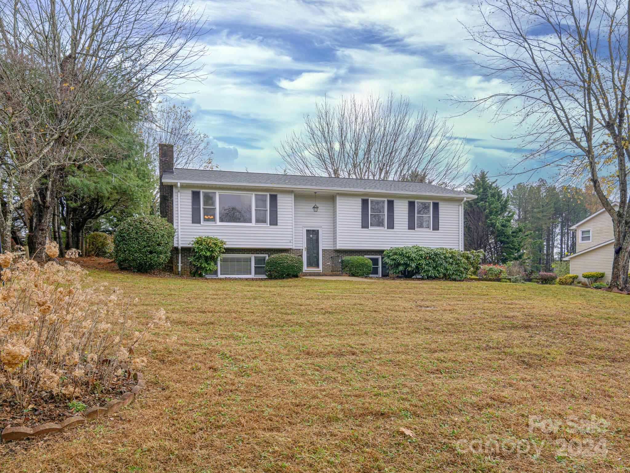 15 Fox Hollow Court
