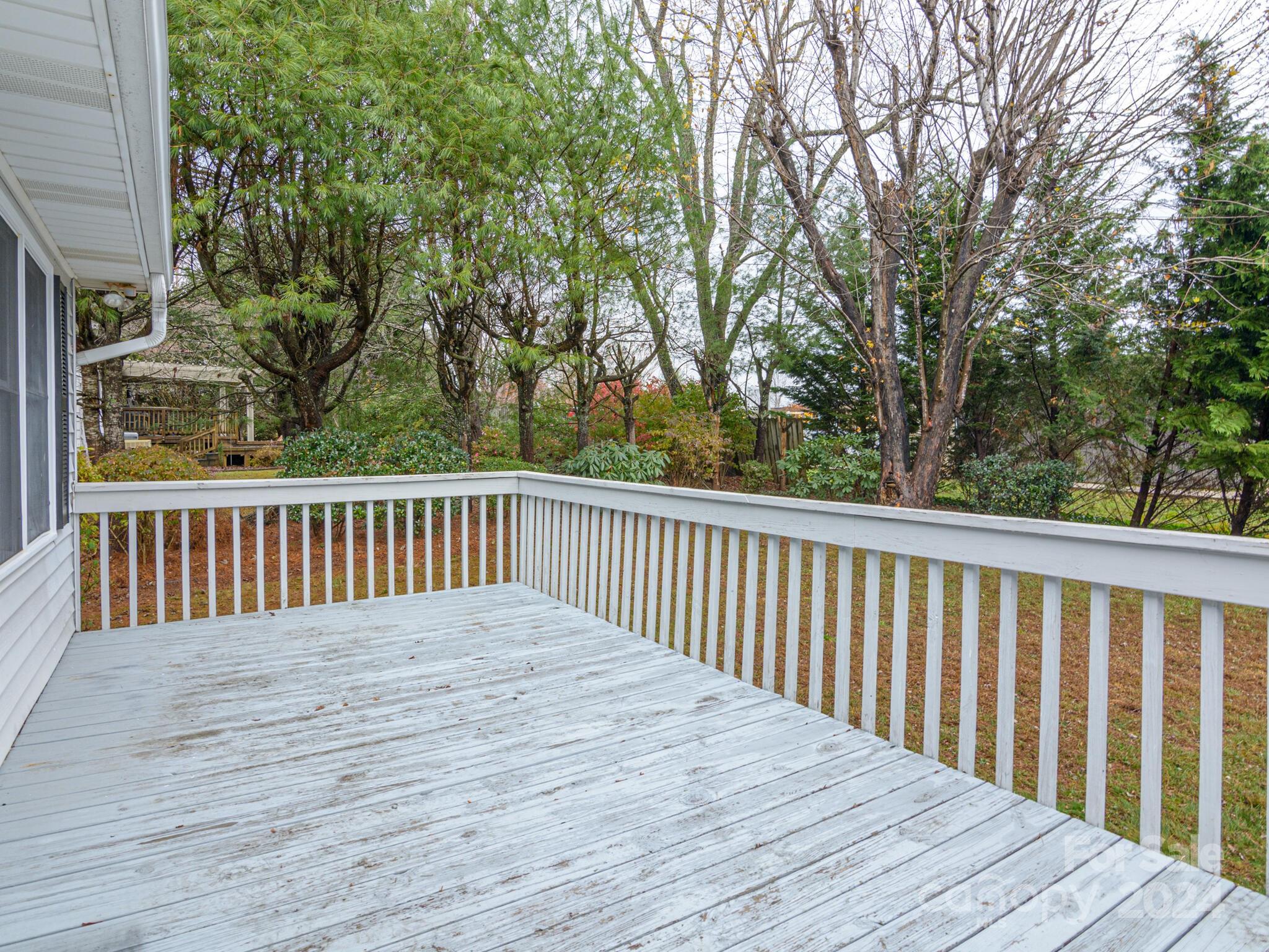 15 Fox Hollow Court