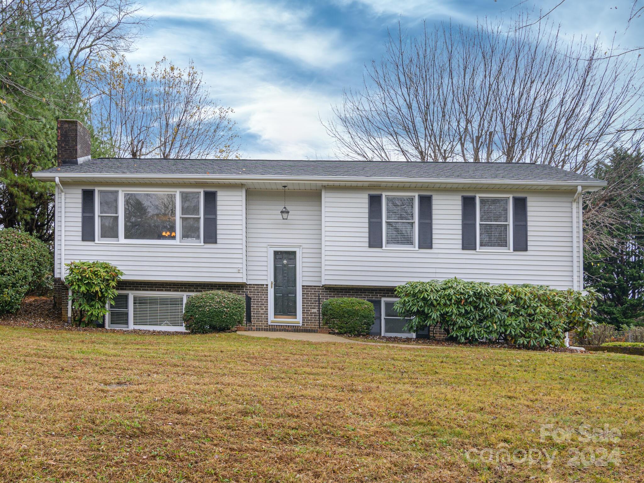 15 Fox Hollow Court