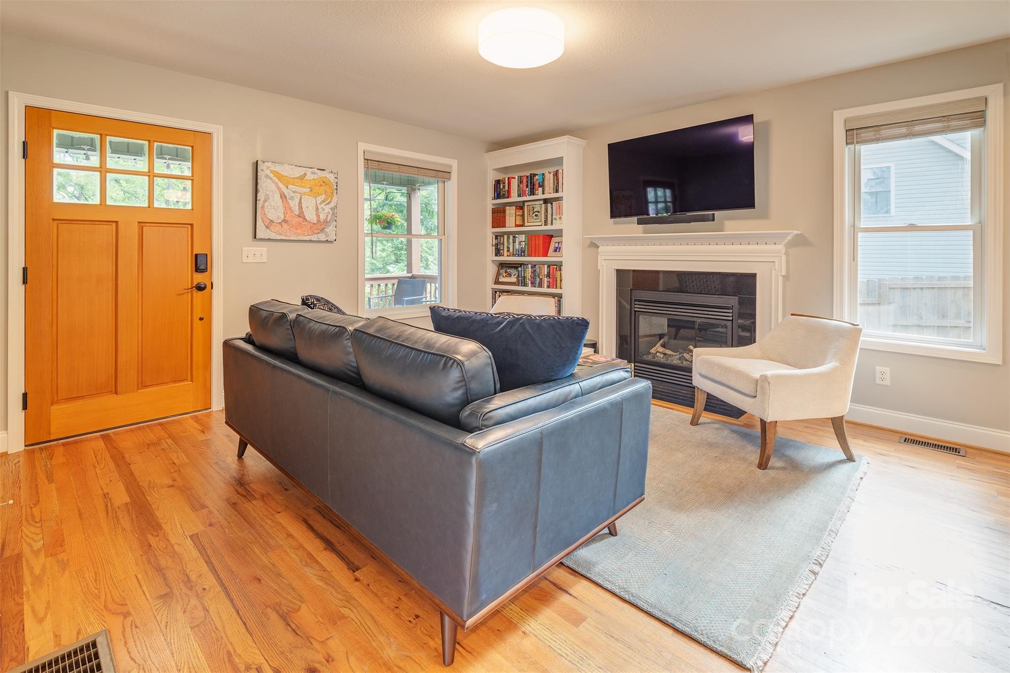 83 Langwell Avenue