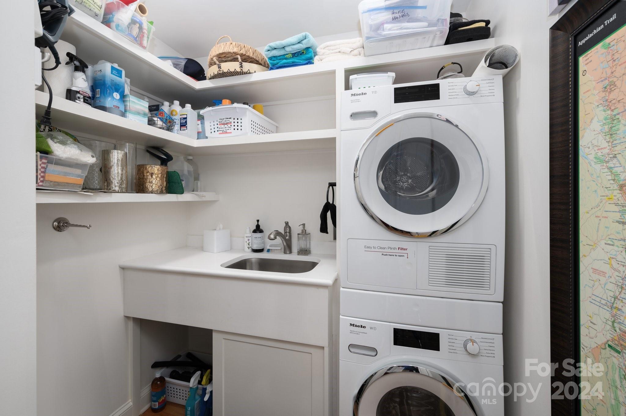 48 S Griffing Boulevard