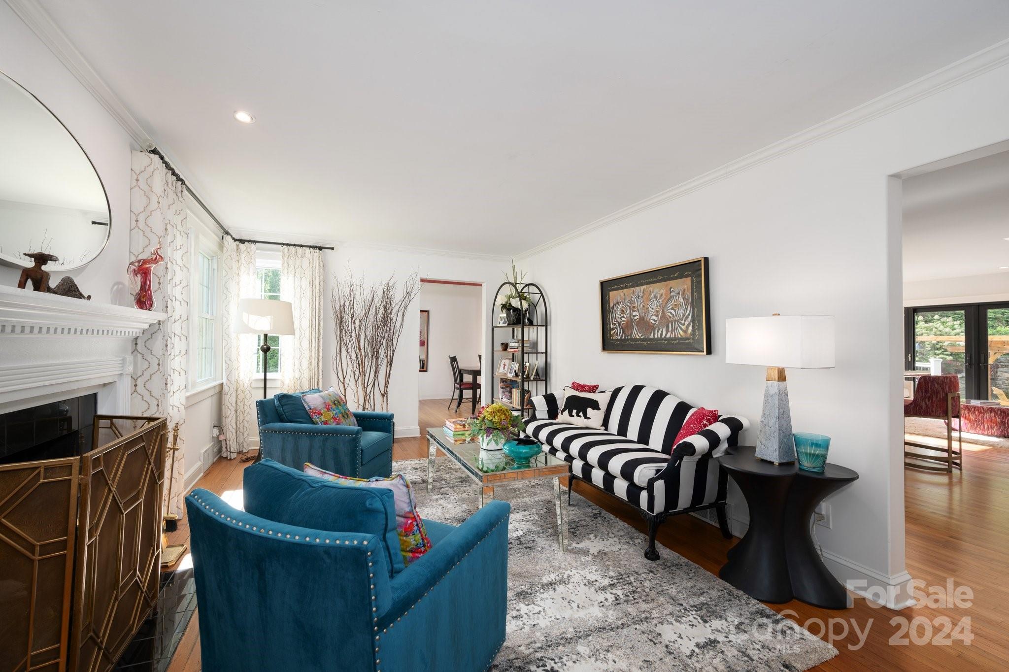 48 S Griffing Boulevard