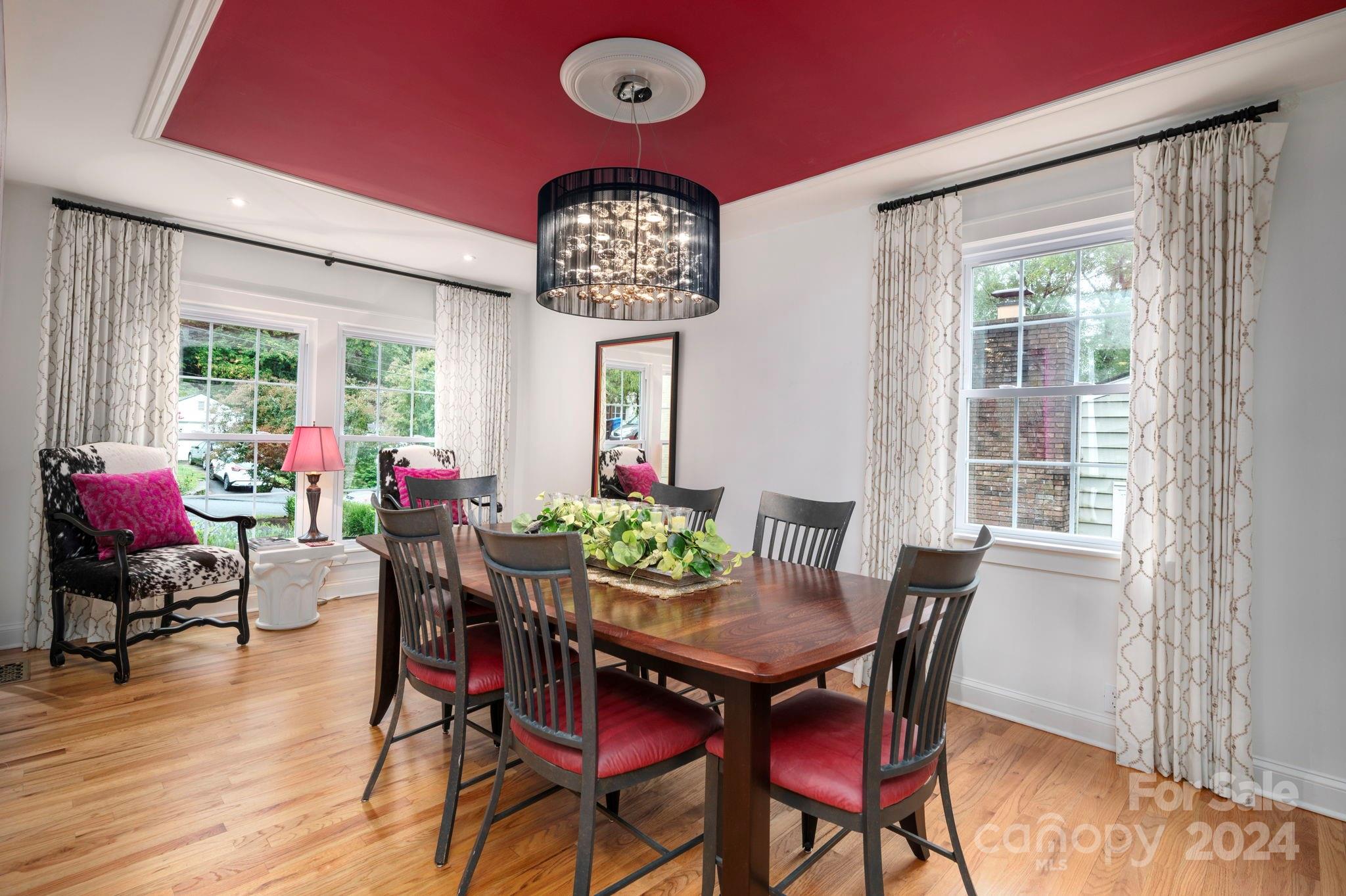 48 S Griffing Boulevard