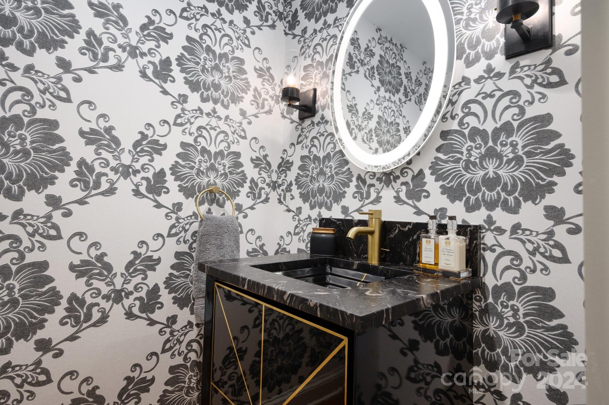 48 S Griffing Boulevard