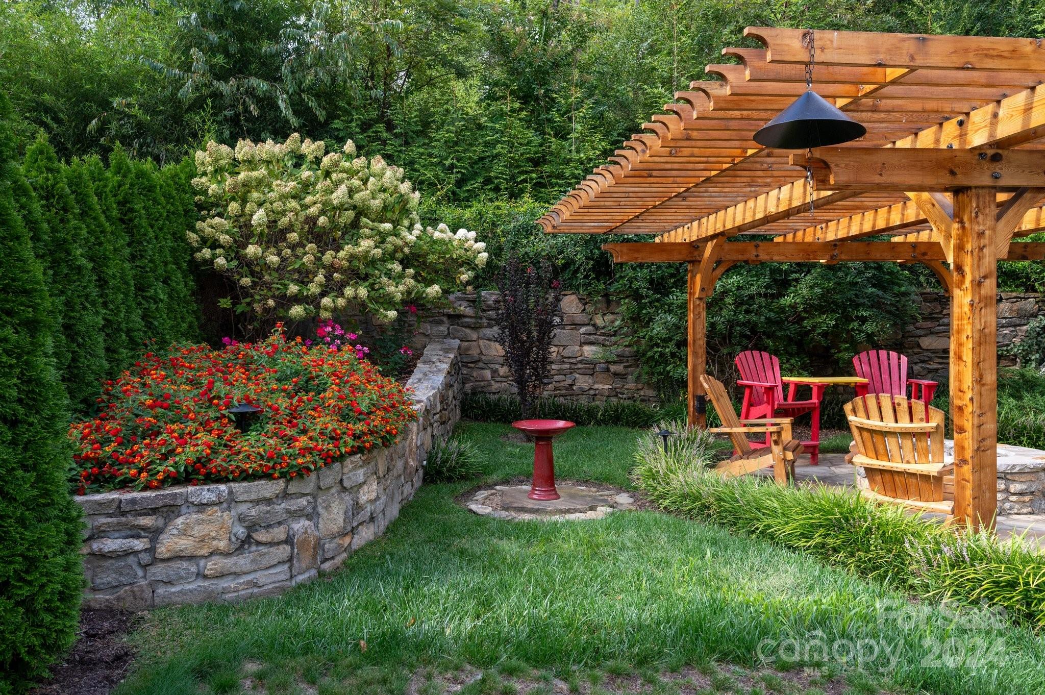 48 S Griffing Boulevard