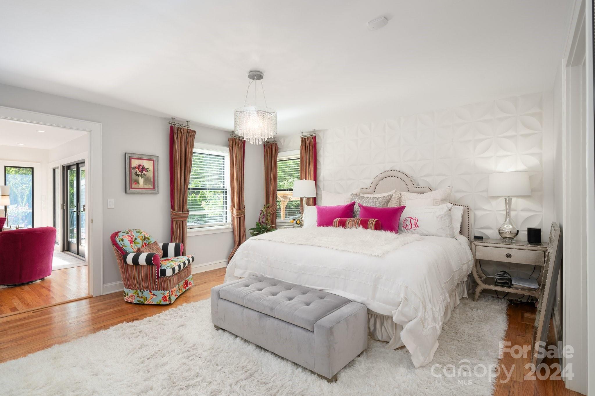 48 S Griffing Boulevard