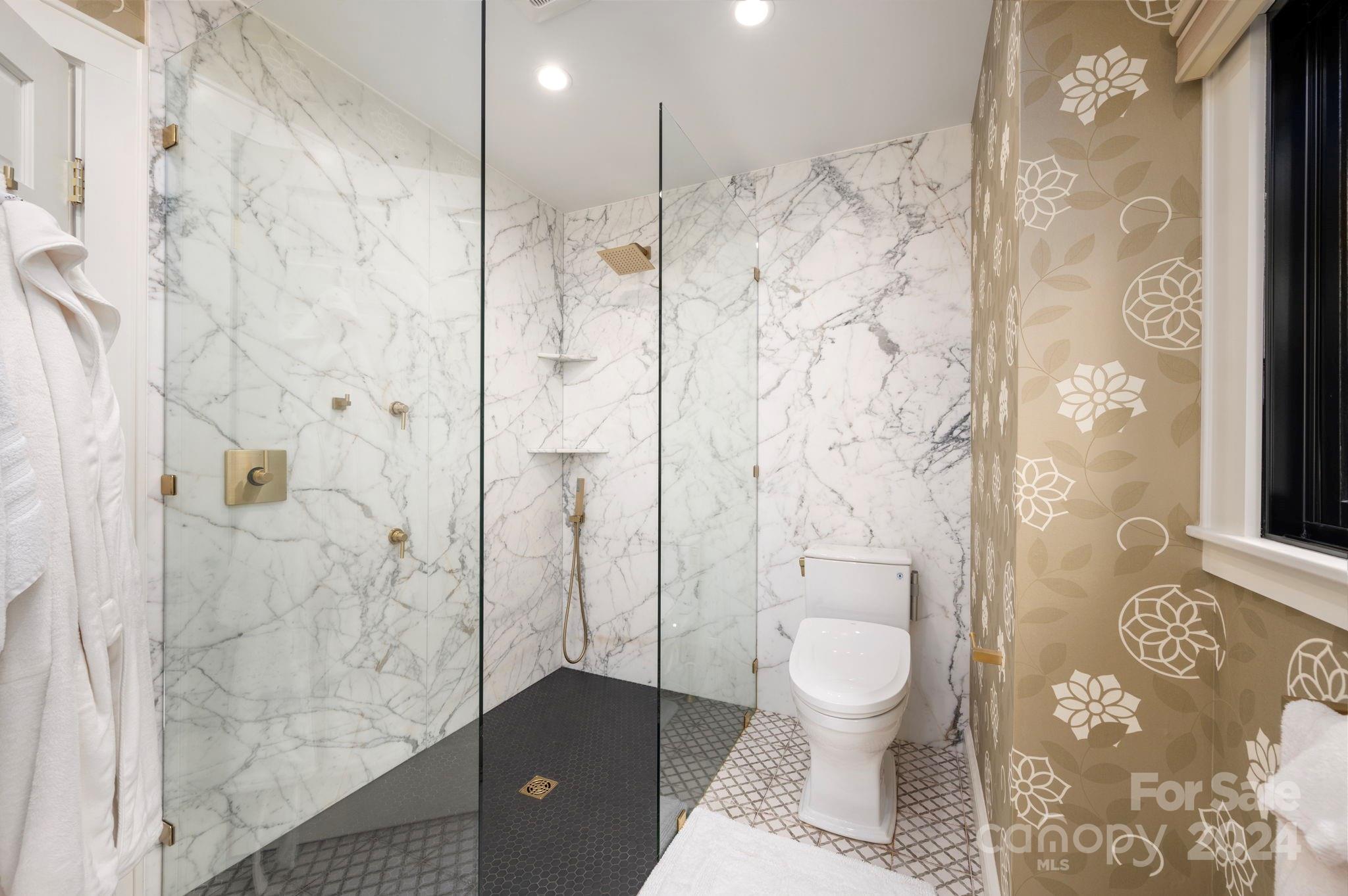 48 S Griffing Boulevard