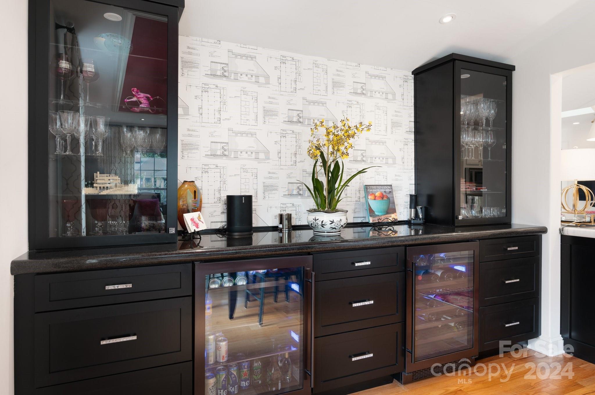 48 S Griffing Boulevard