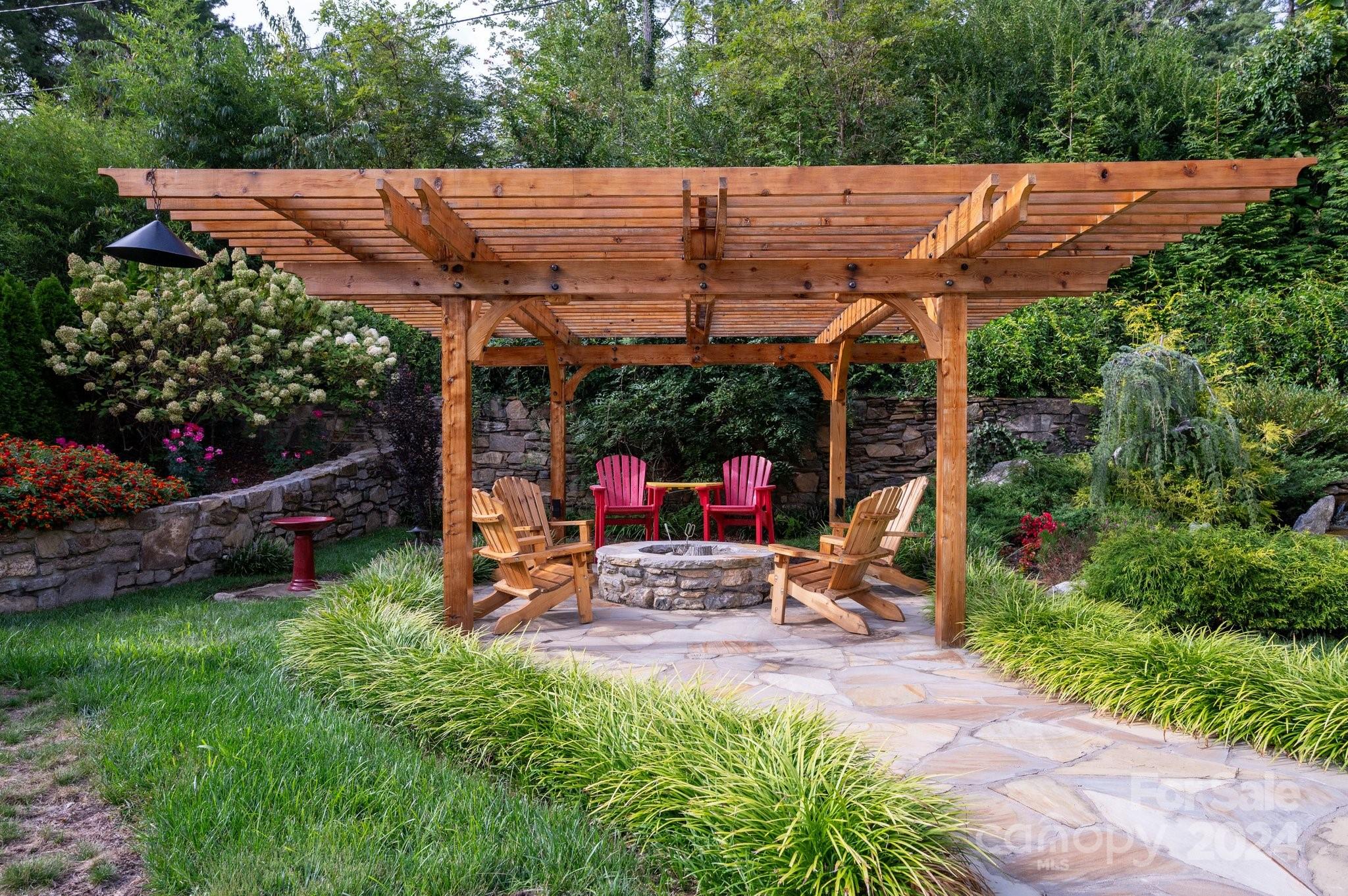 48 S Griffing Boulevard