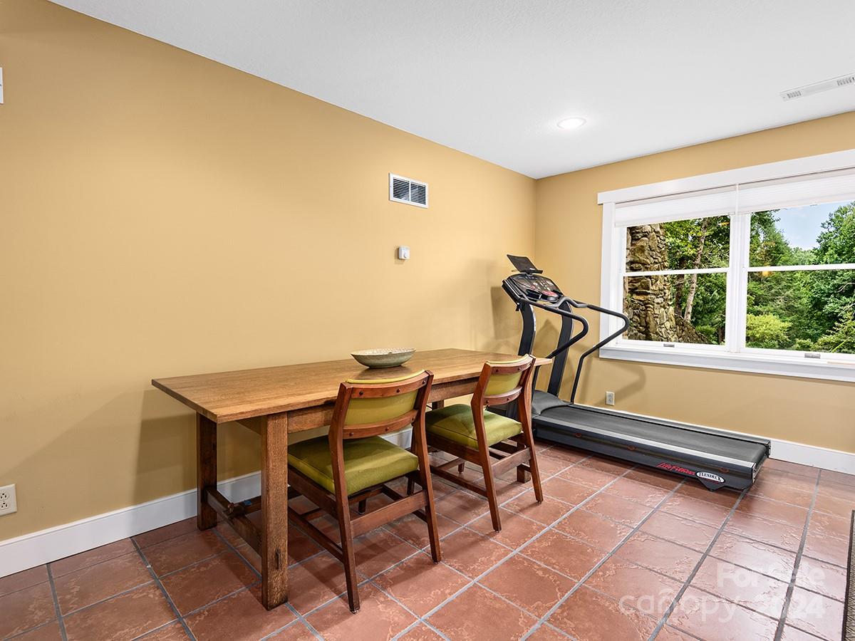 184 Upper White Oak Road