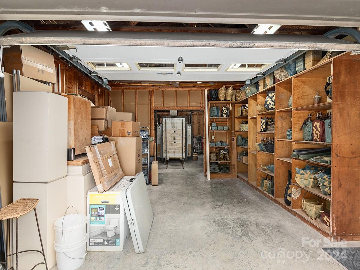 184 Upper White Oak Road