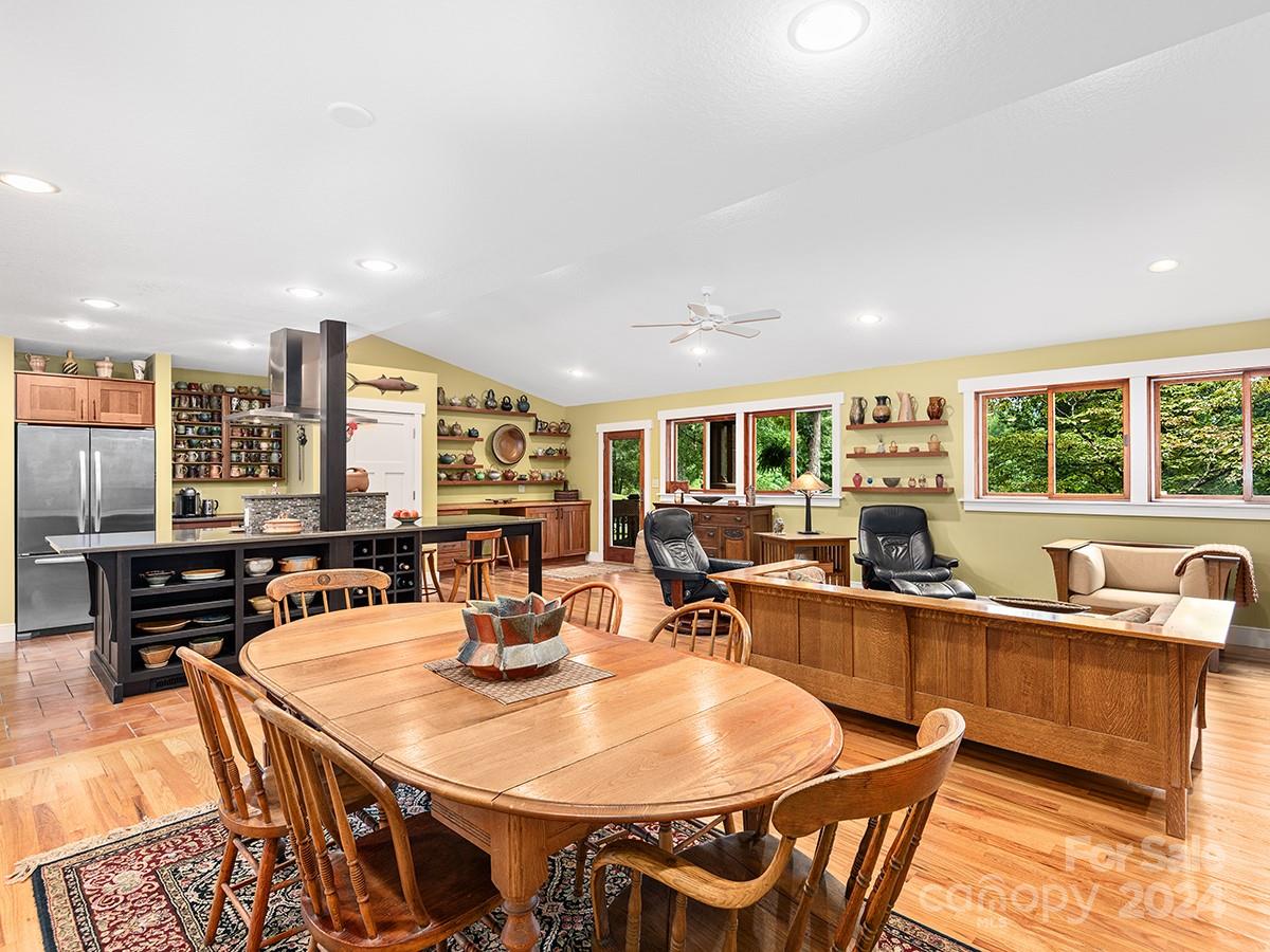 184 Upper White Oak Road