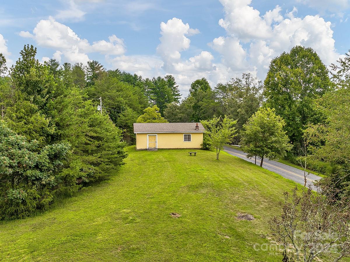 184 Upper White Oak Road