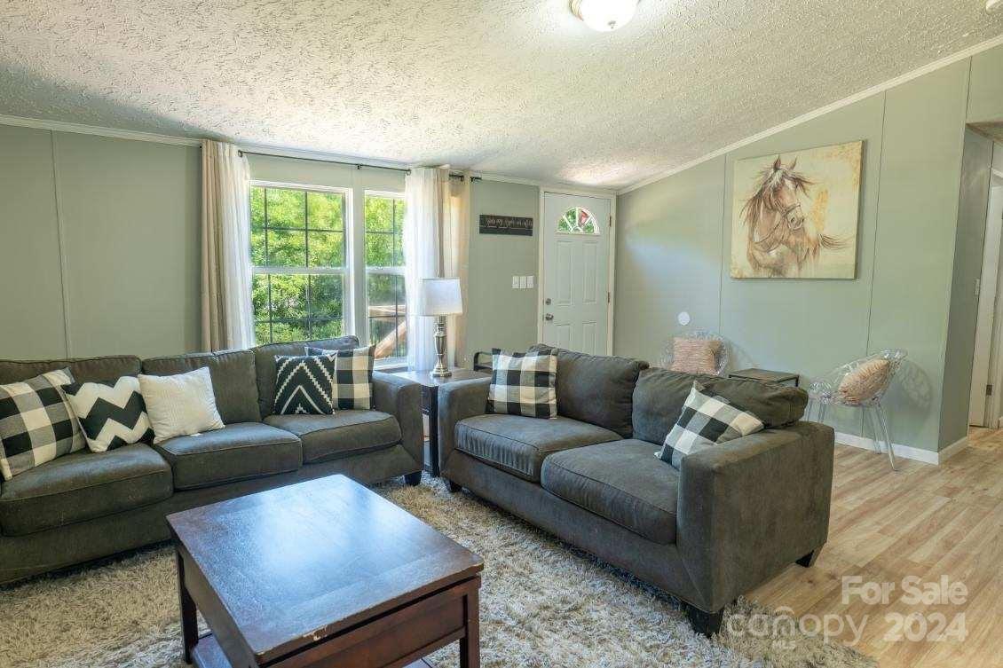147 Owl Hollow Road