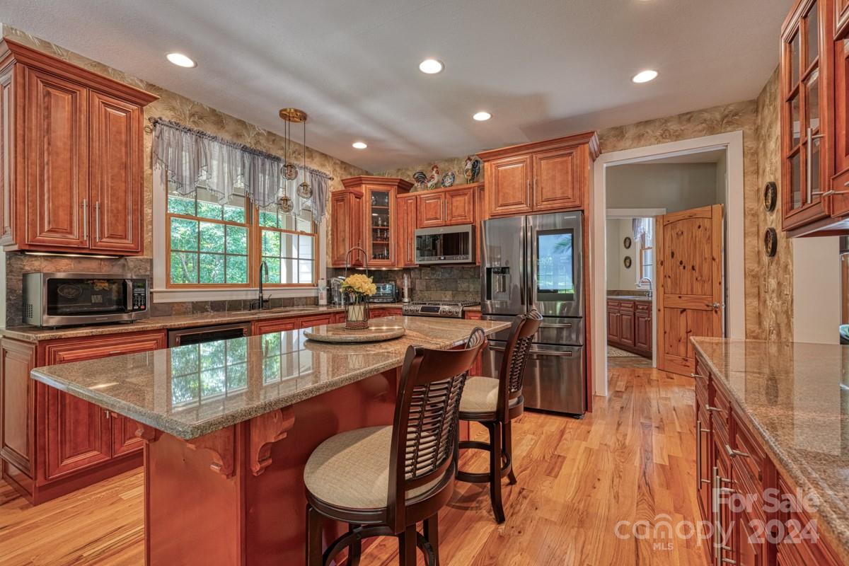 42 Forest Ridge Lane