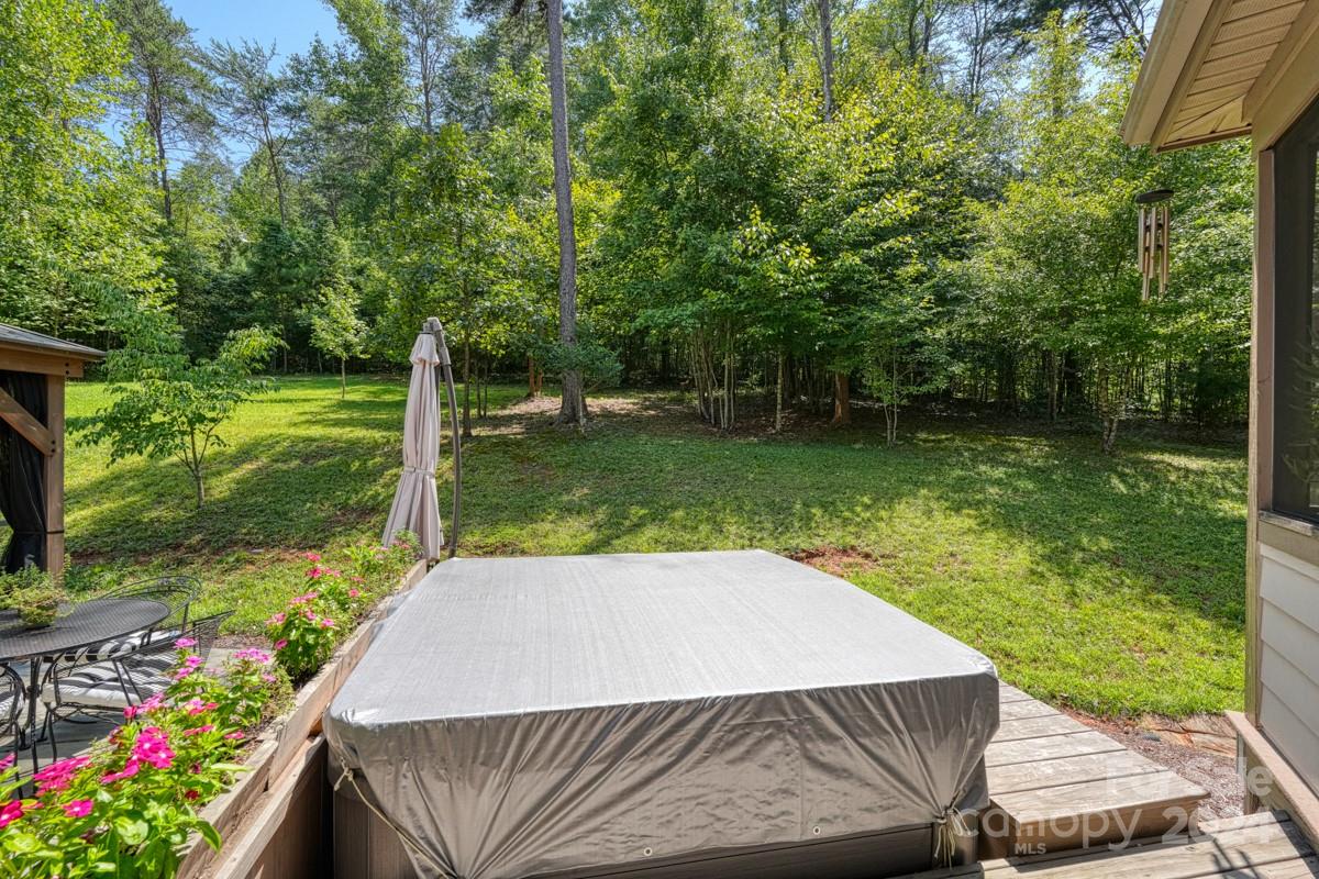 42 Forest Ridge Lane