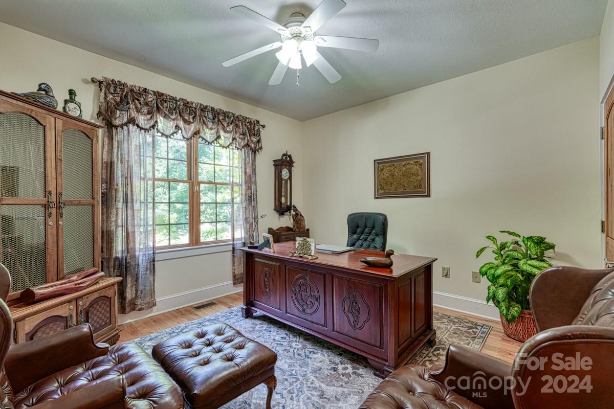 42 Forest Ridge Lane