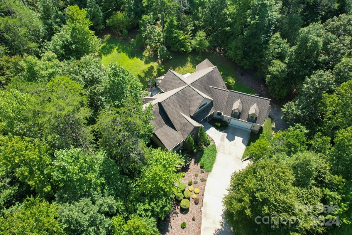 42 Forest Ridge Lane
