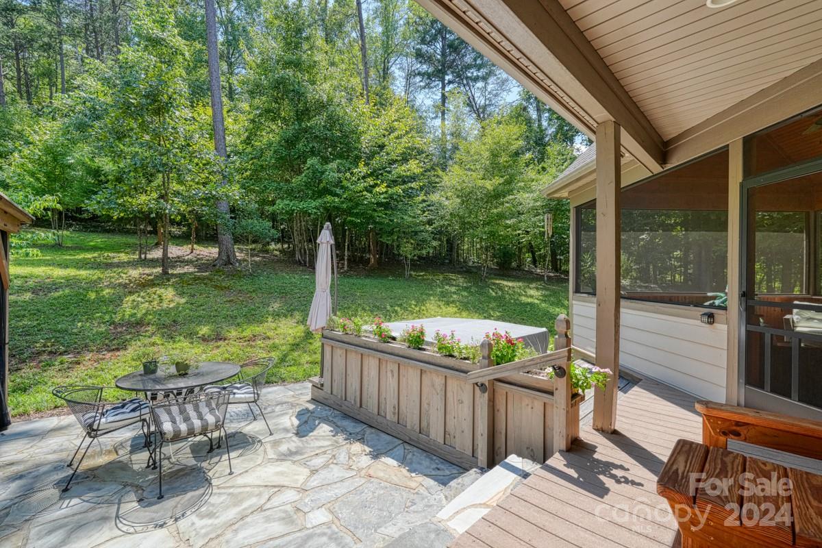 42 Forest Ridge Lane