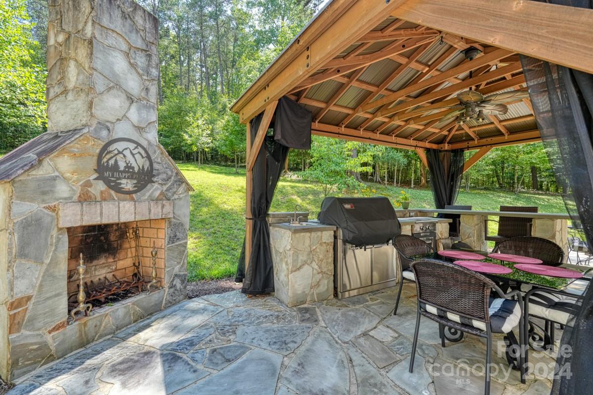 42 Forest Ridge Lane