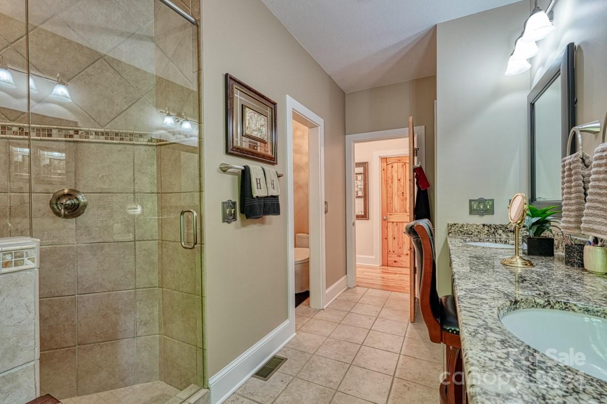 42 Forest Ridge Lane