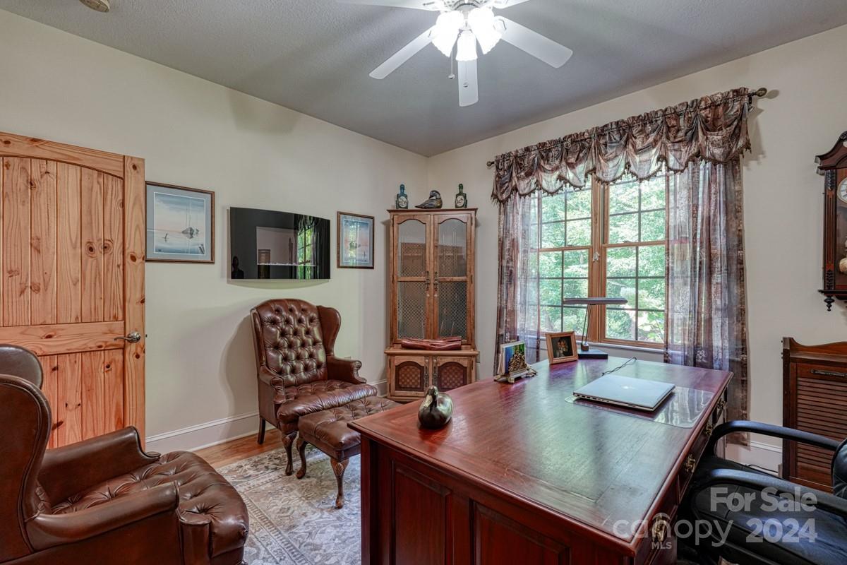 42 Forest Ridge Lane