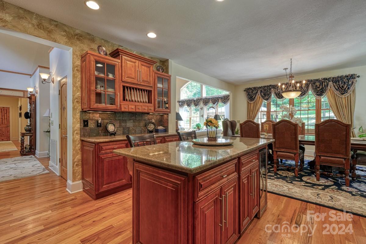 42 Forest Ridge Lane