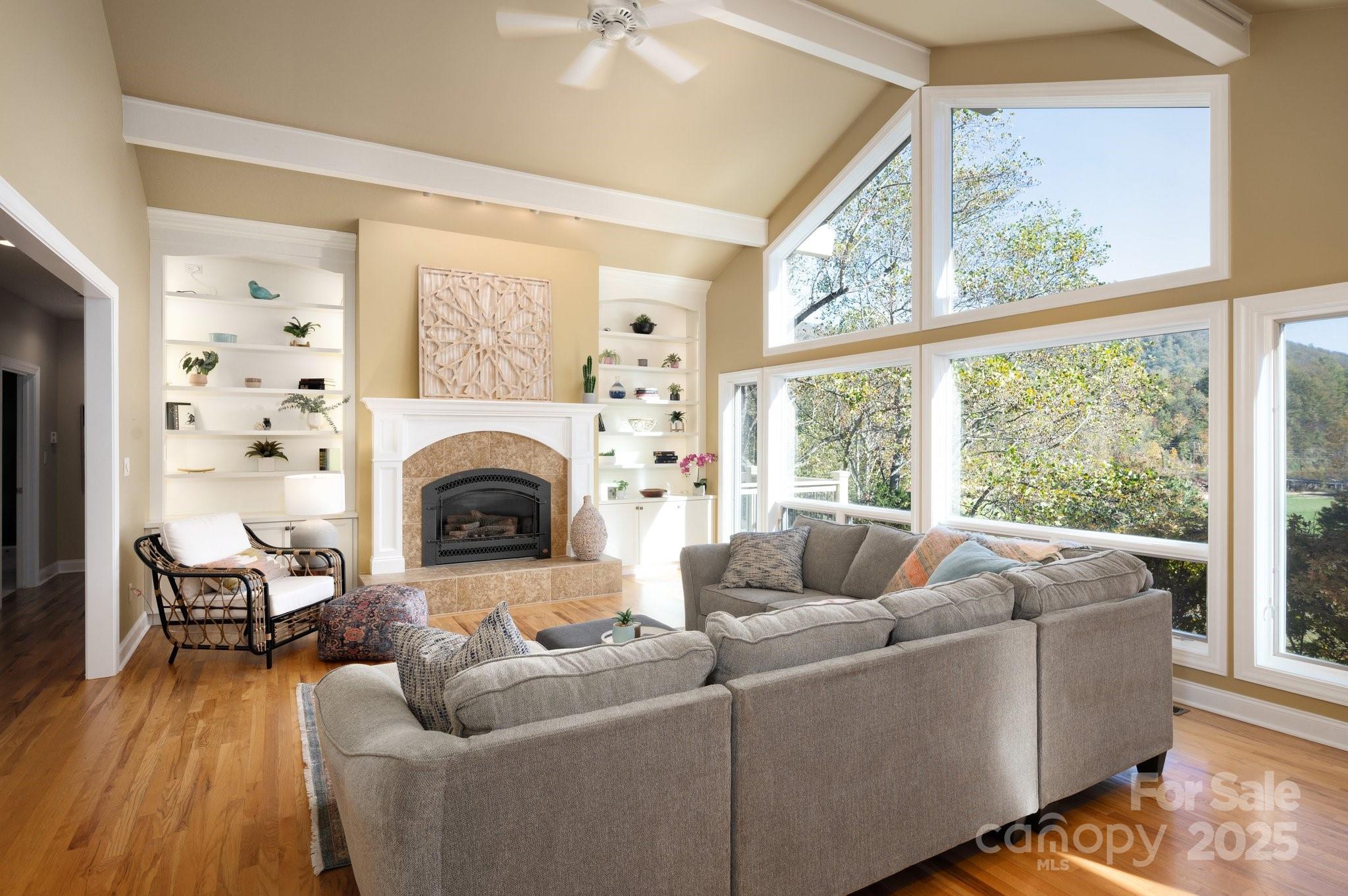 32 Scenic Valley Drive