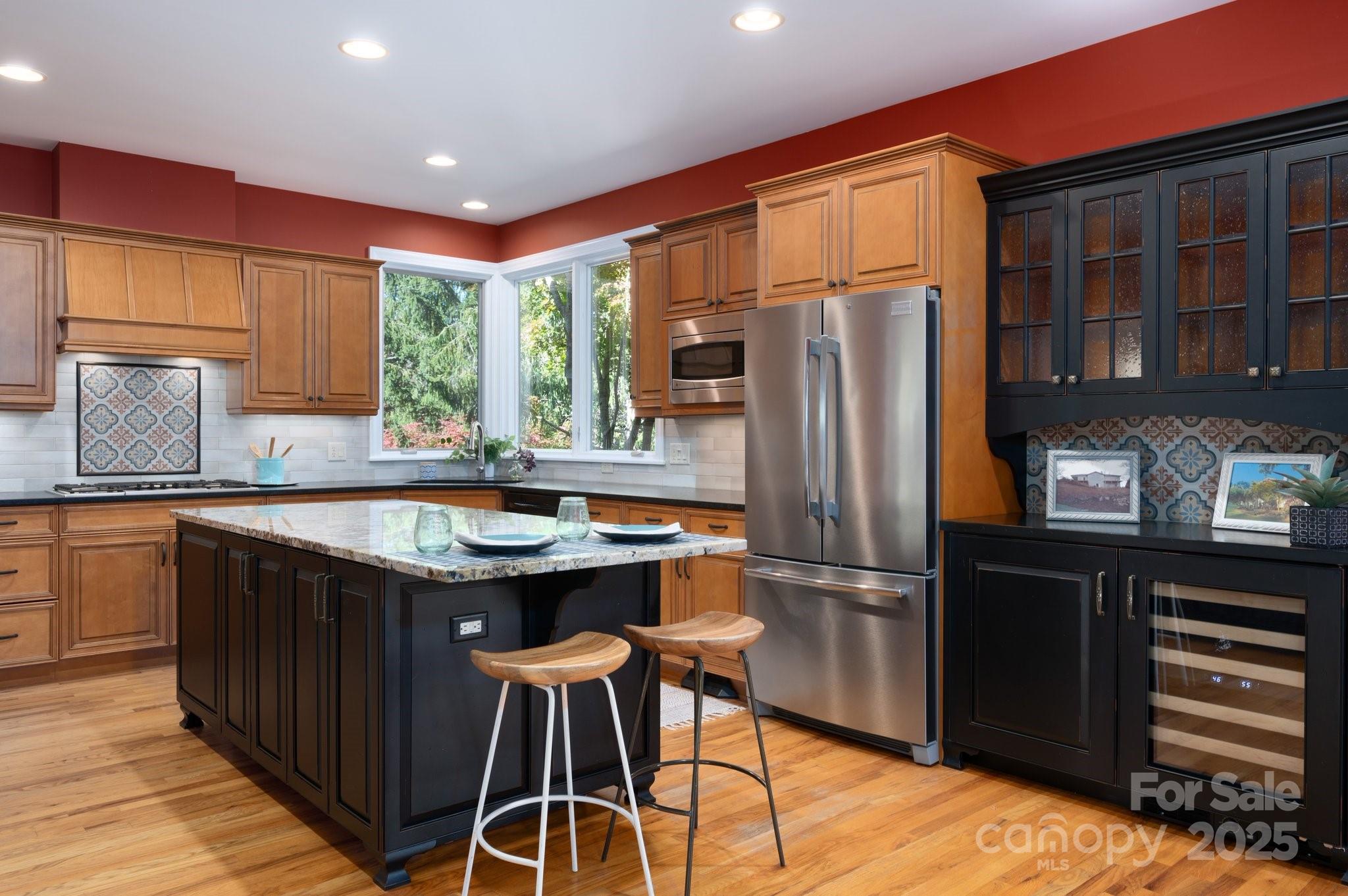 32 Scenic Valley Drive