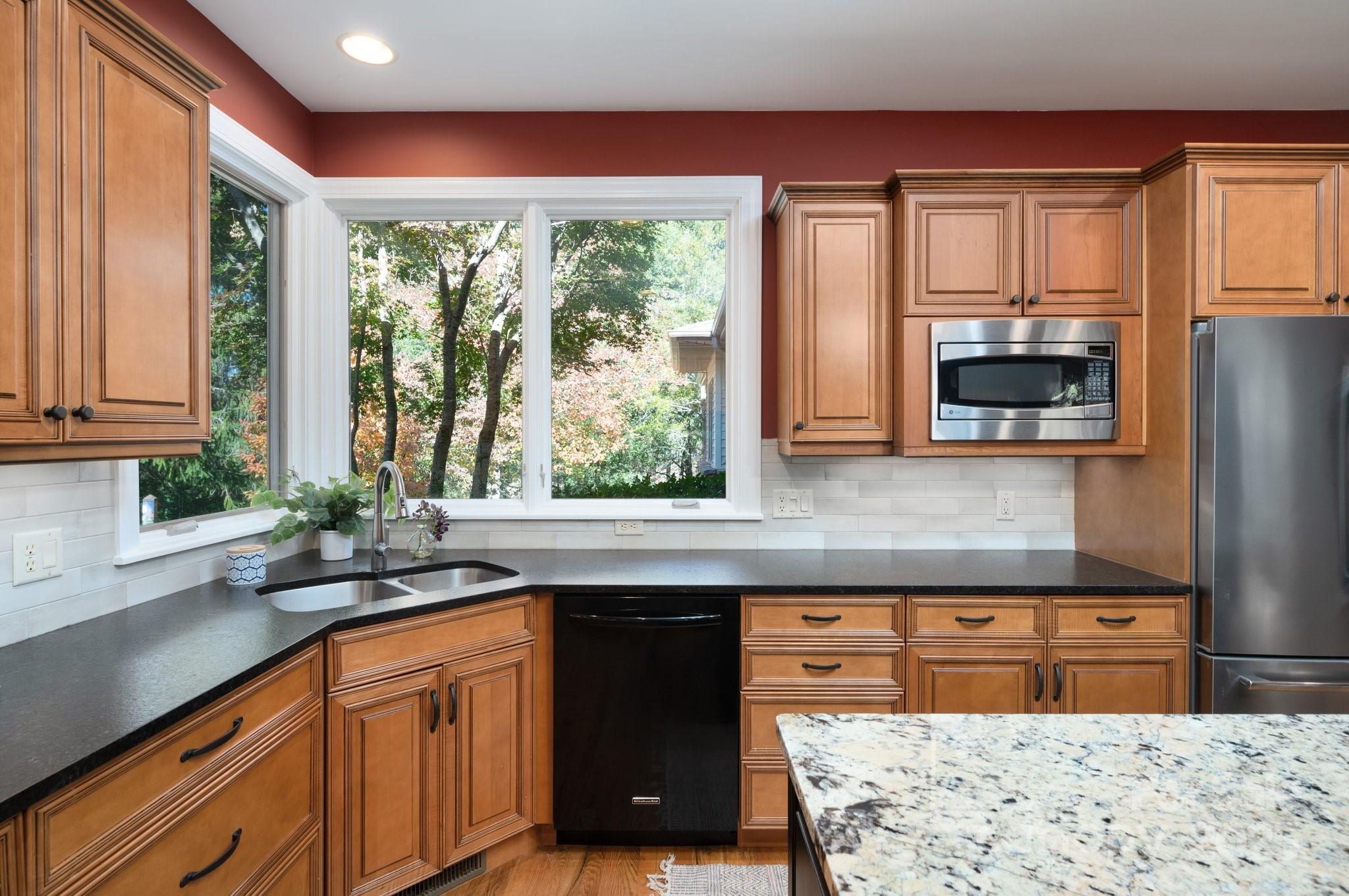 32 Scenic Valley Drive