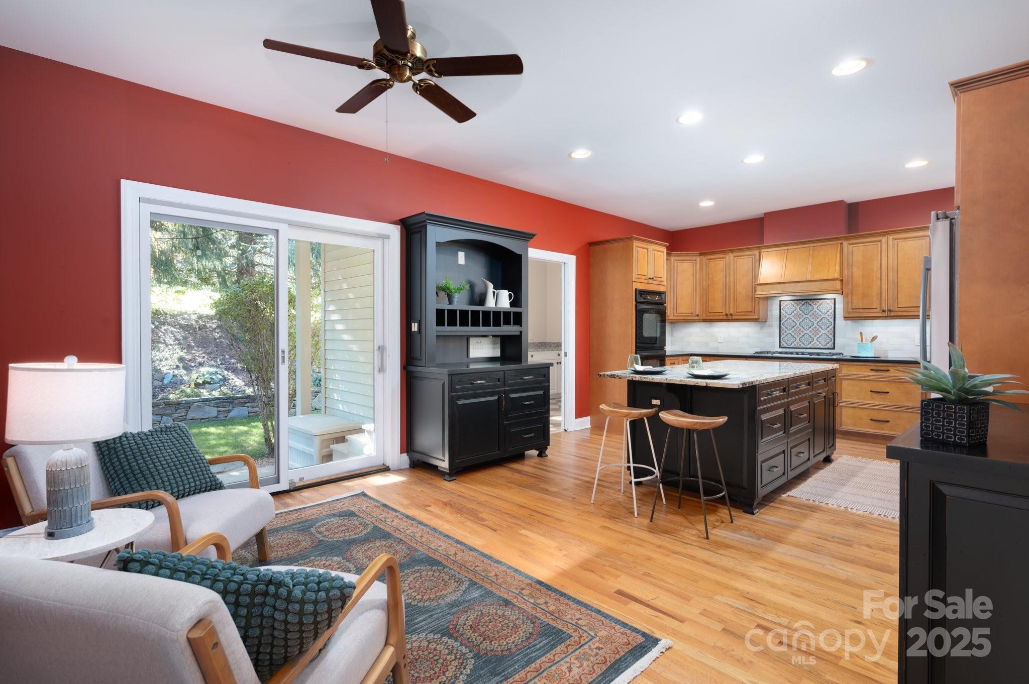 32 Scenic Valley Drive