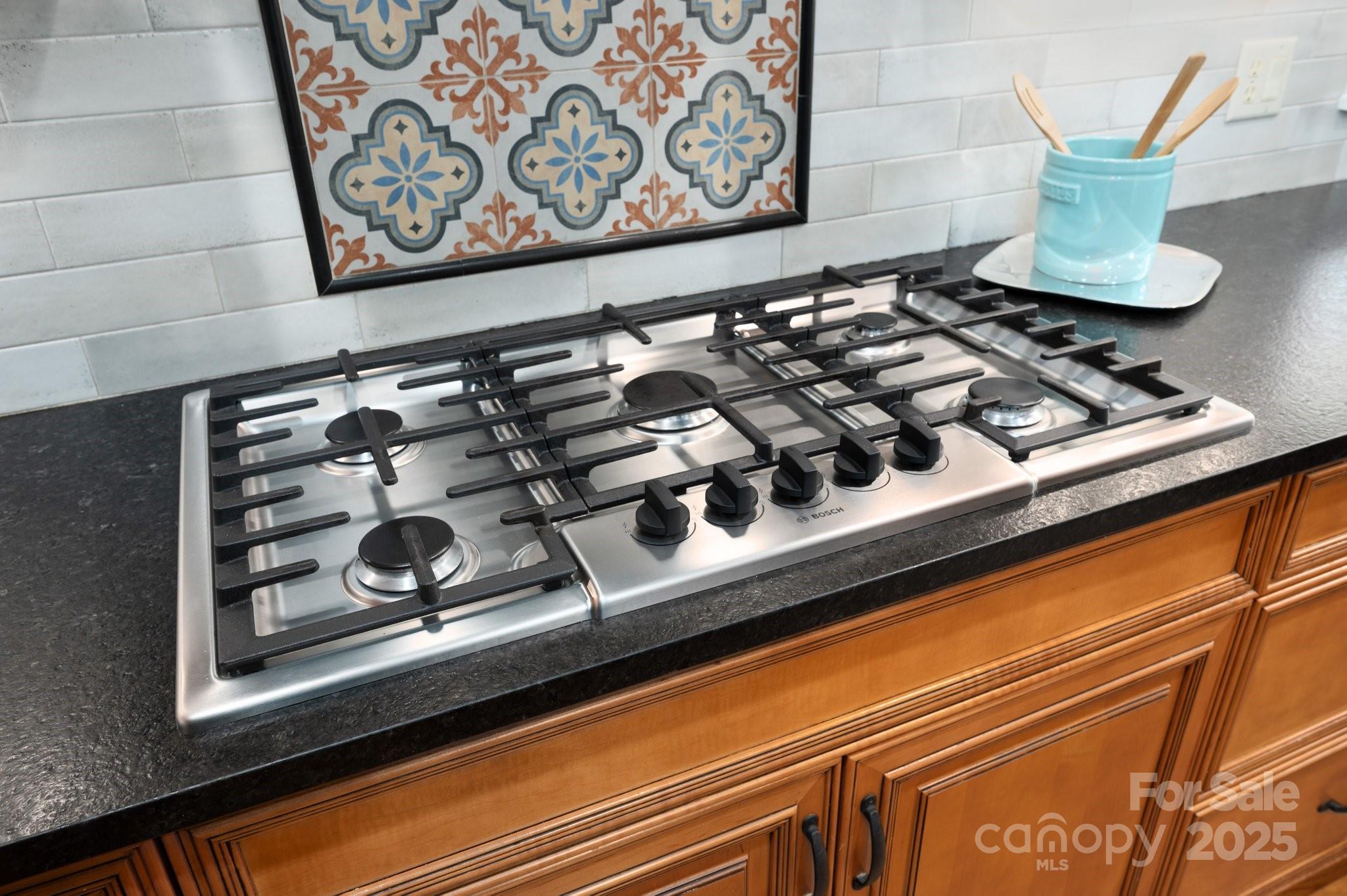 32 Scenic Valley Drive