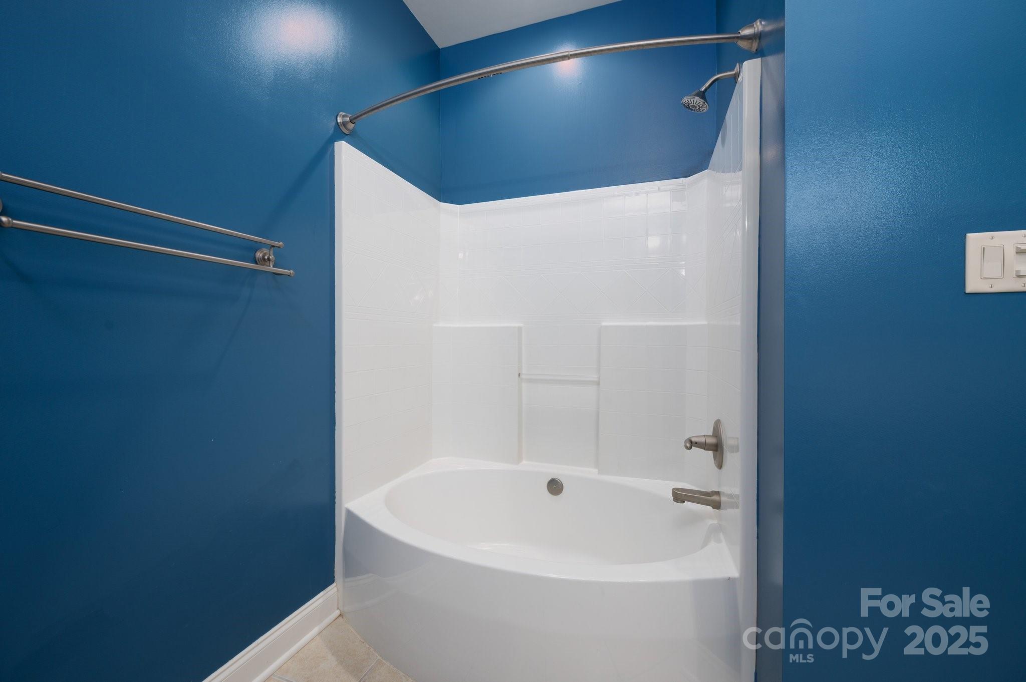 32 Scenic Valley Drive