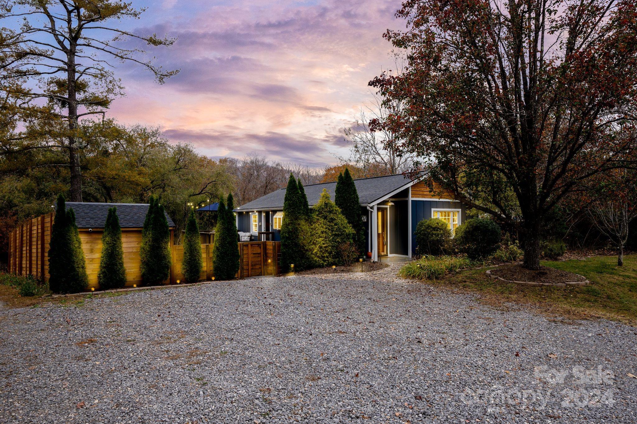 307 Tabernacle Road