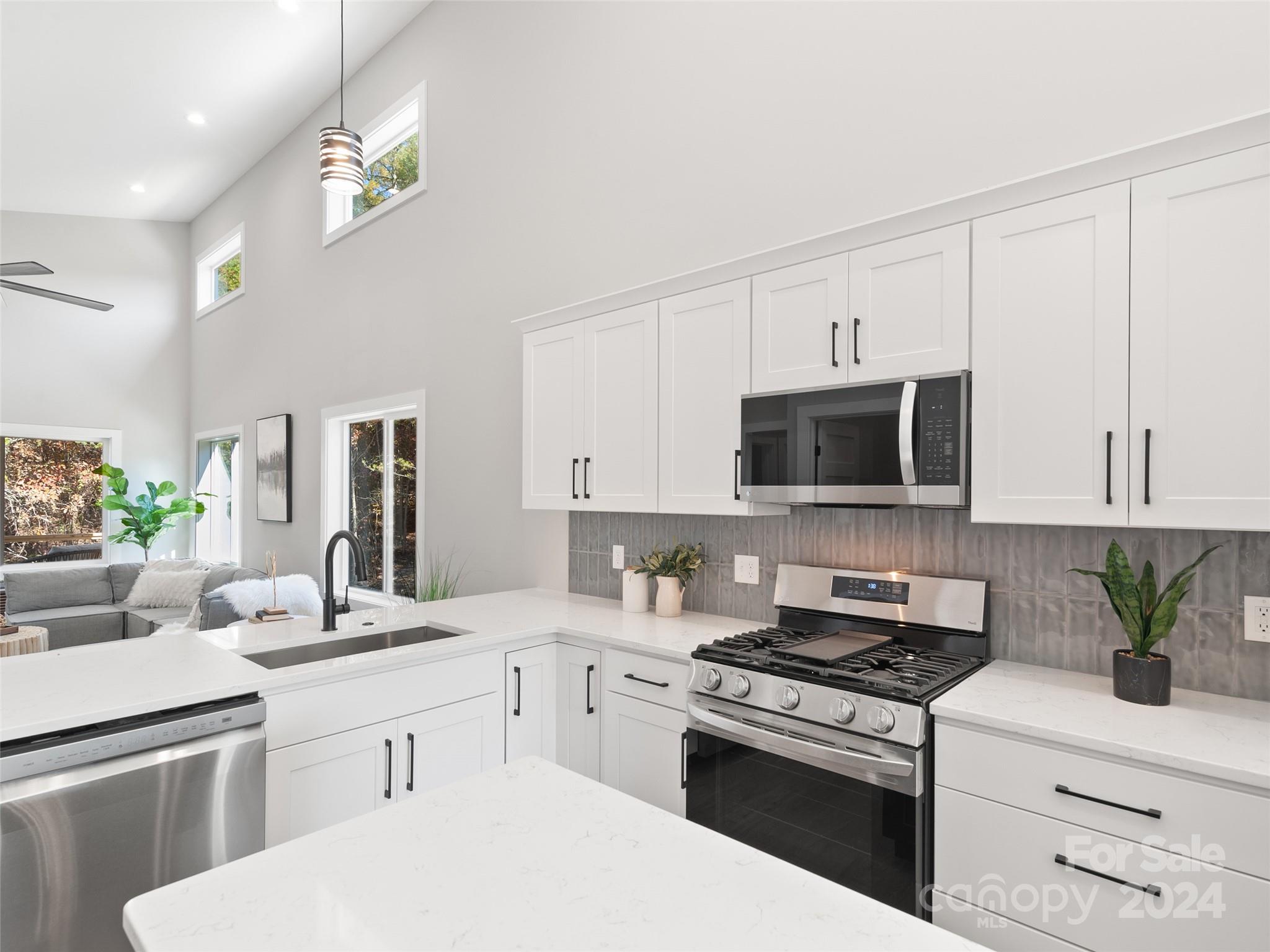 30 Ratcliff Ridge Road