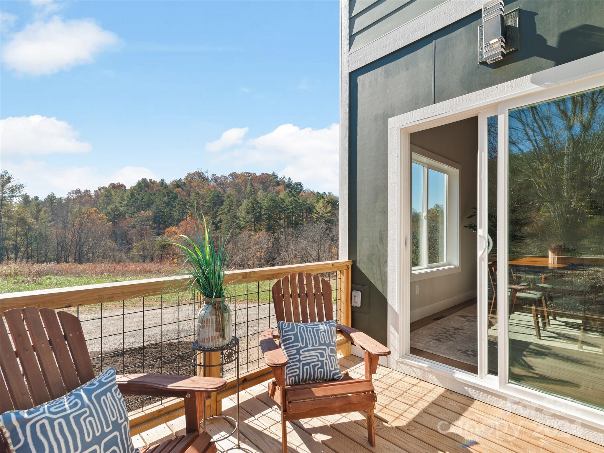 30 Ratcliff Ridge Road