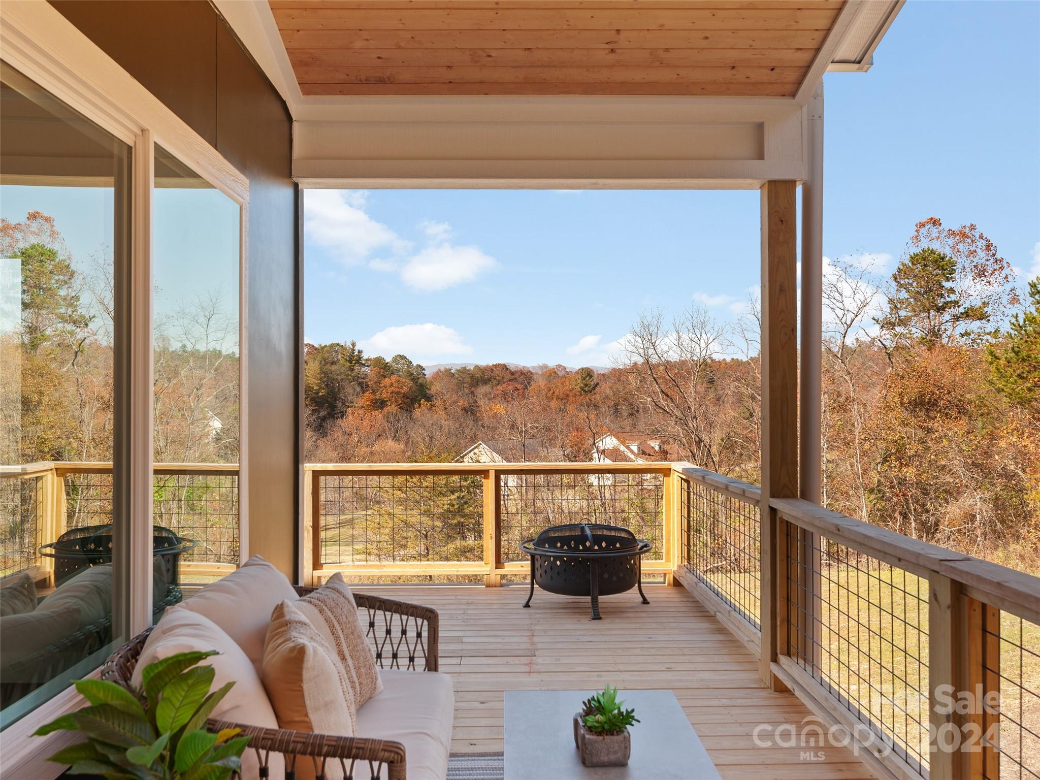 30 Ratcliff Ridge Road