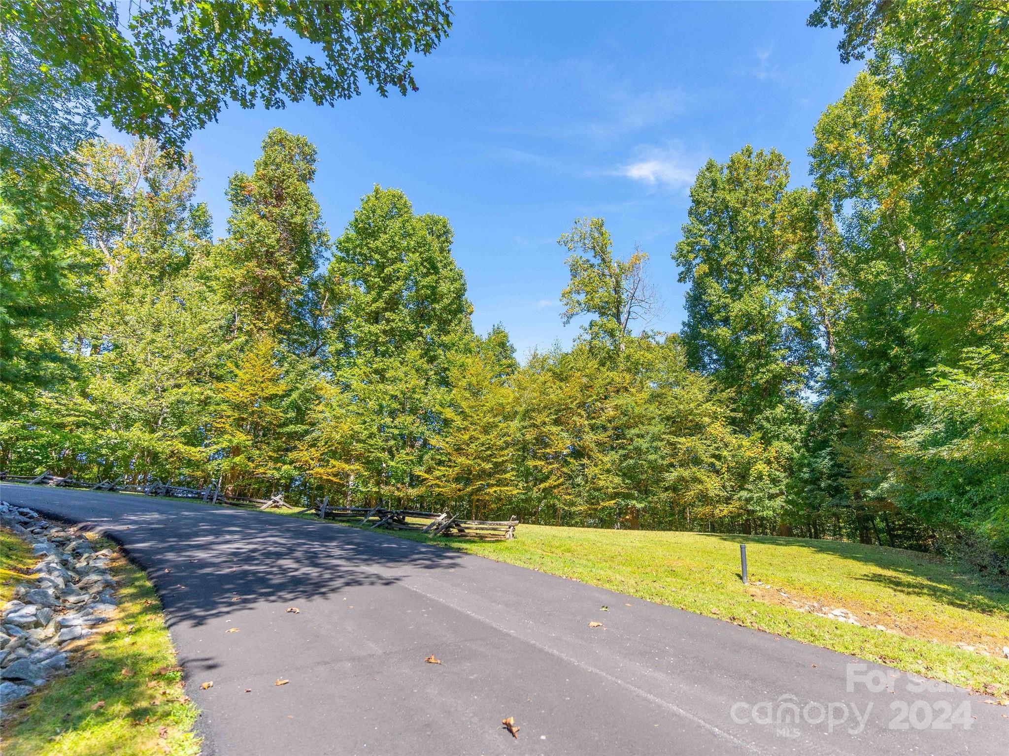 0 Solomon Circle Unit: 13