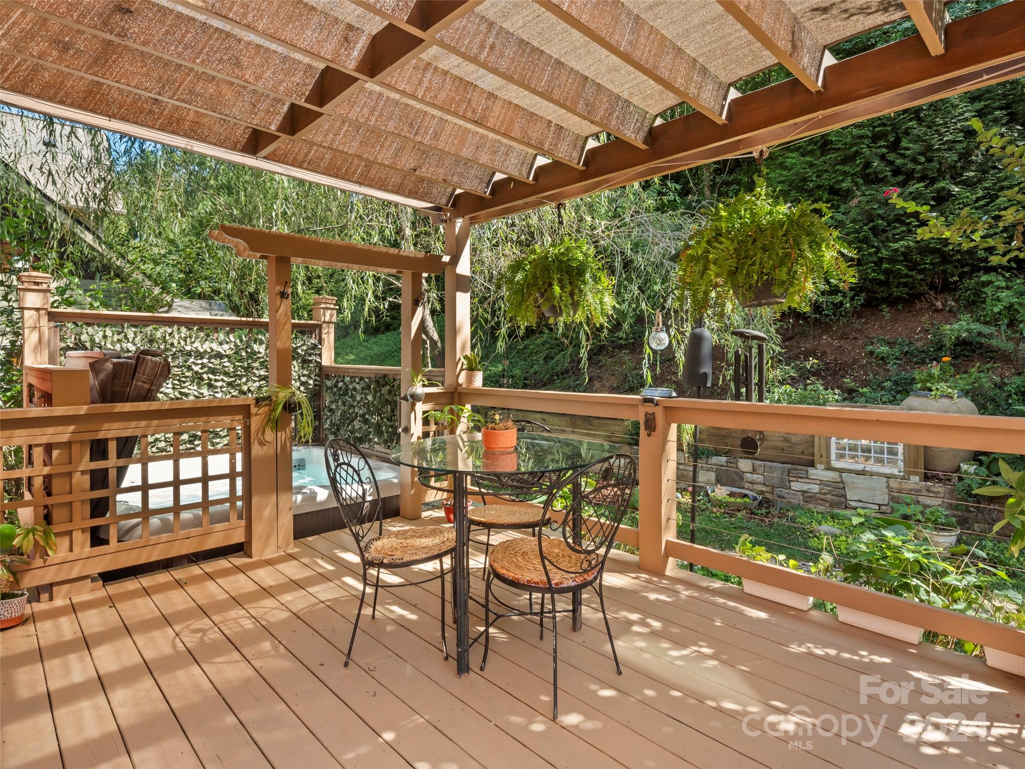 43 River Stone Trail
