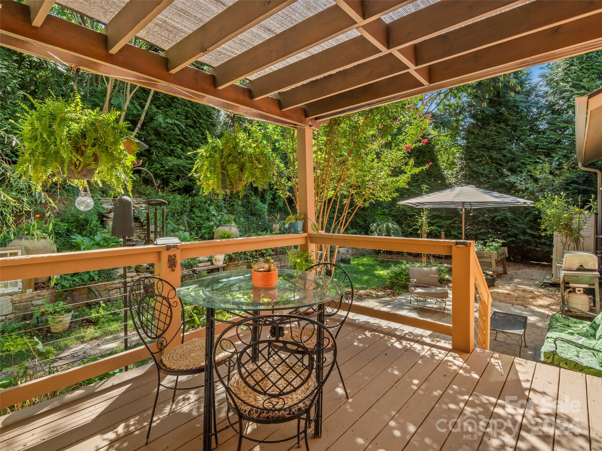 43 River Stone Trail