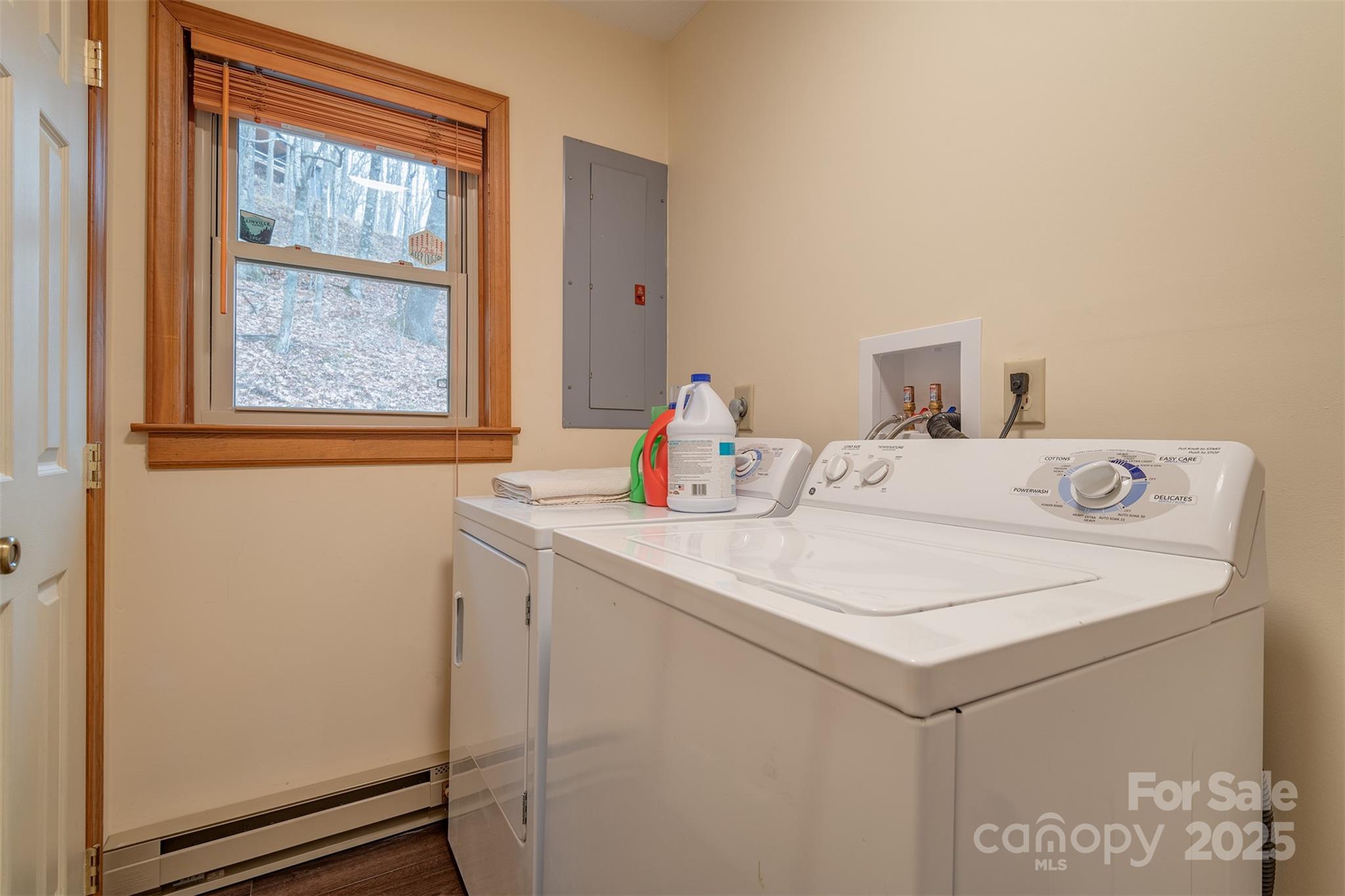 267 Hanging Rock Road Unit: 211
