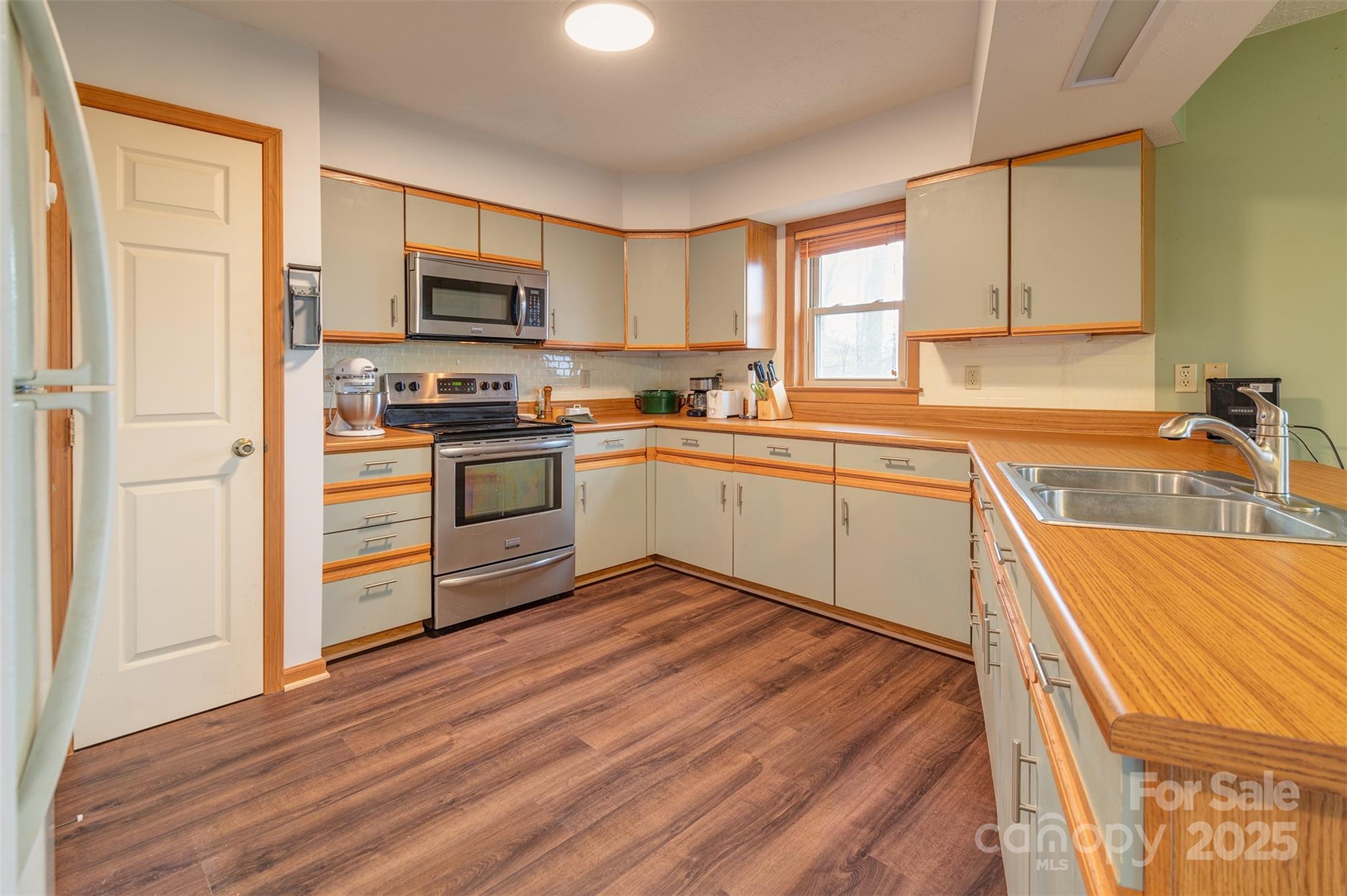 267 Hanging Rock Road Unit: 211