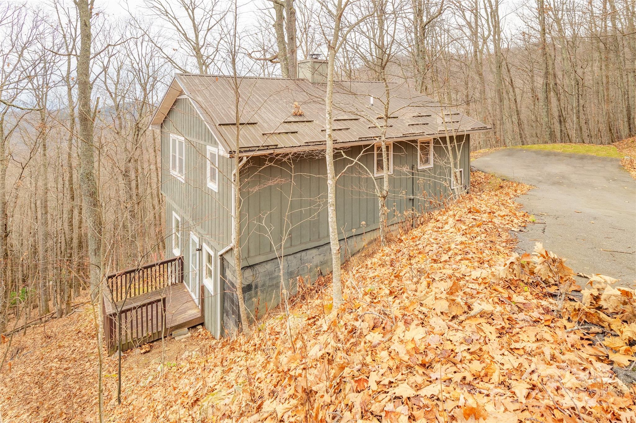 267 Hanging Rock Road Unit: 211