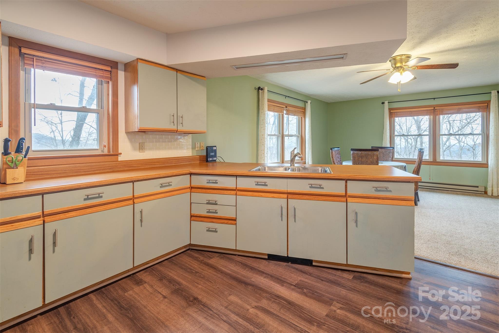 267 Hanging Rock Road Unit: 211